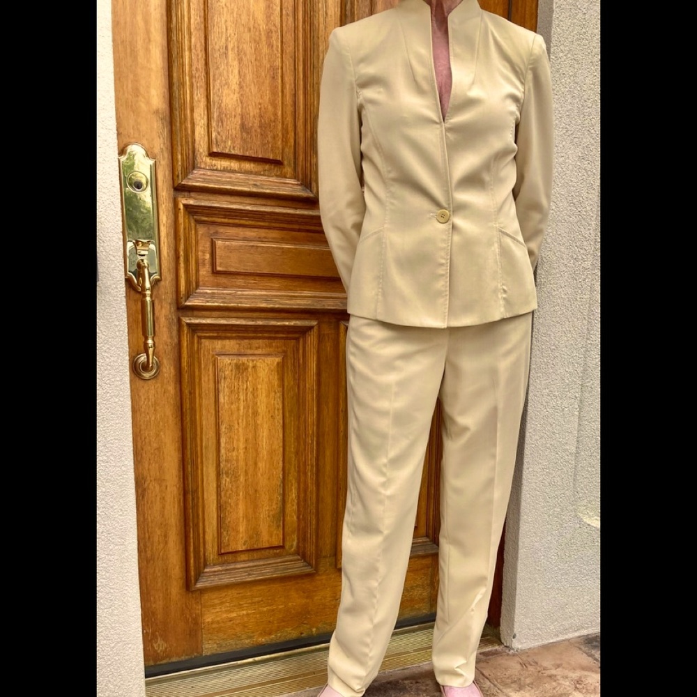 Classic 2-piece suit